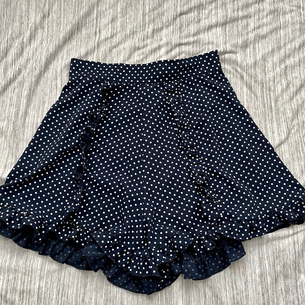 LOVE Navy High Waisted Polka Dot Shorts - Picture 1 of 2